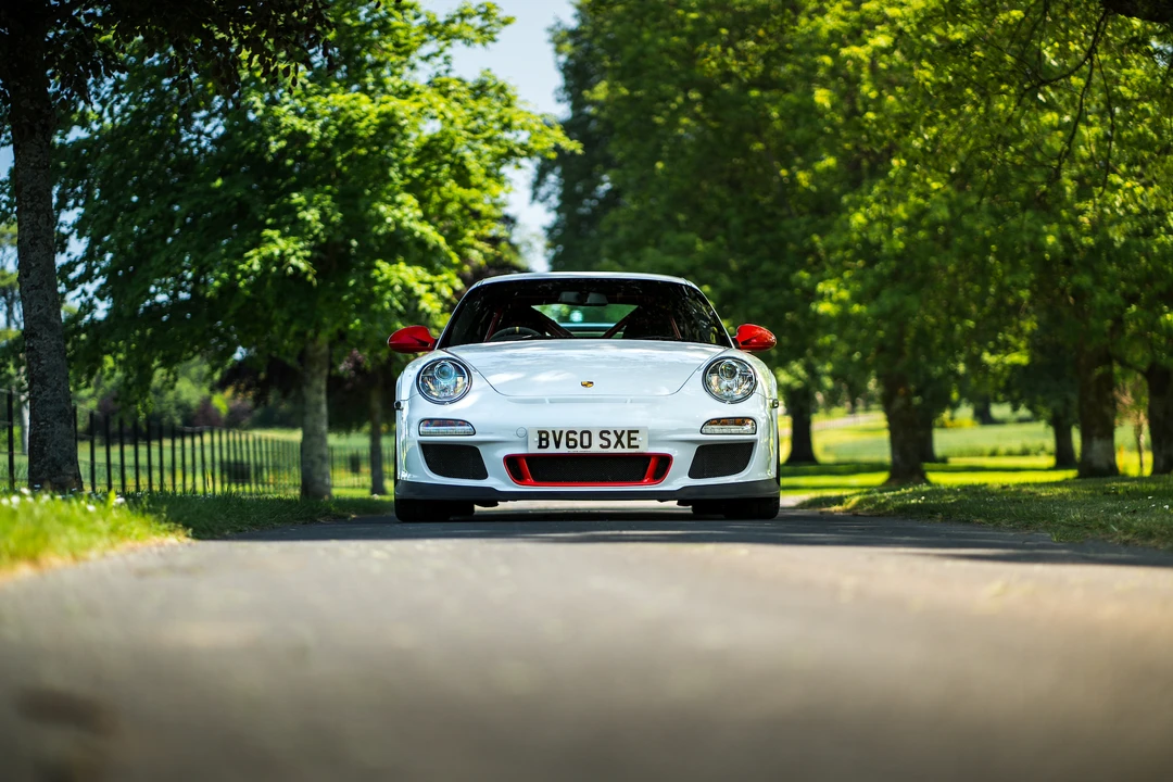2010 Porsche 997 GT3 RS - Image 3 of 31