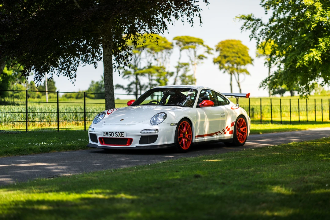 2010 Porsche 997 GT3 RS - Image 13 of 31
