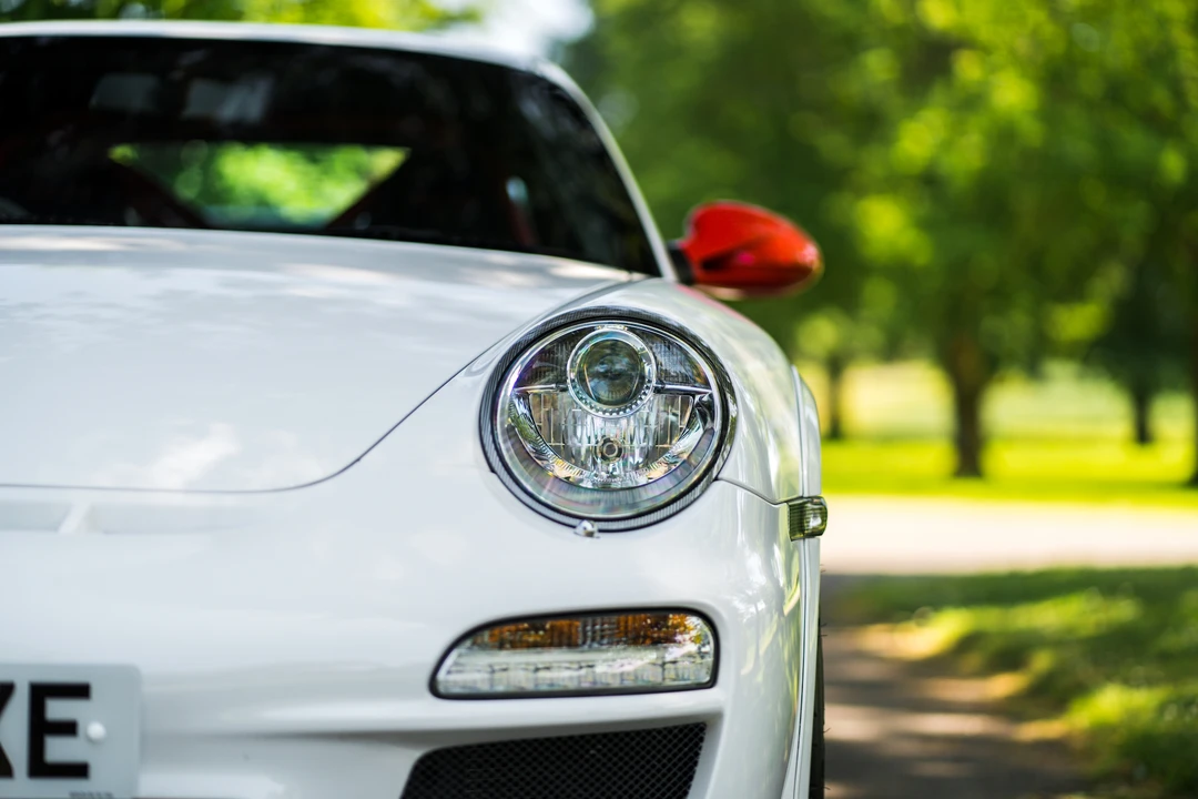 2010 Porsche 997 GT3 RS - Image 16 of 31