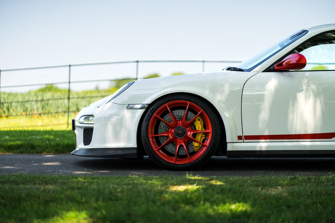 2010 Porsche 997 GT3 RS - Image 6 of 31