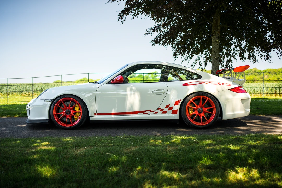 2010 Porsche 997 GT3 RS - Image 7 of 31