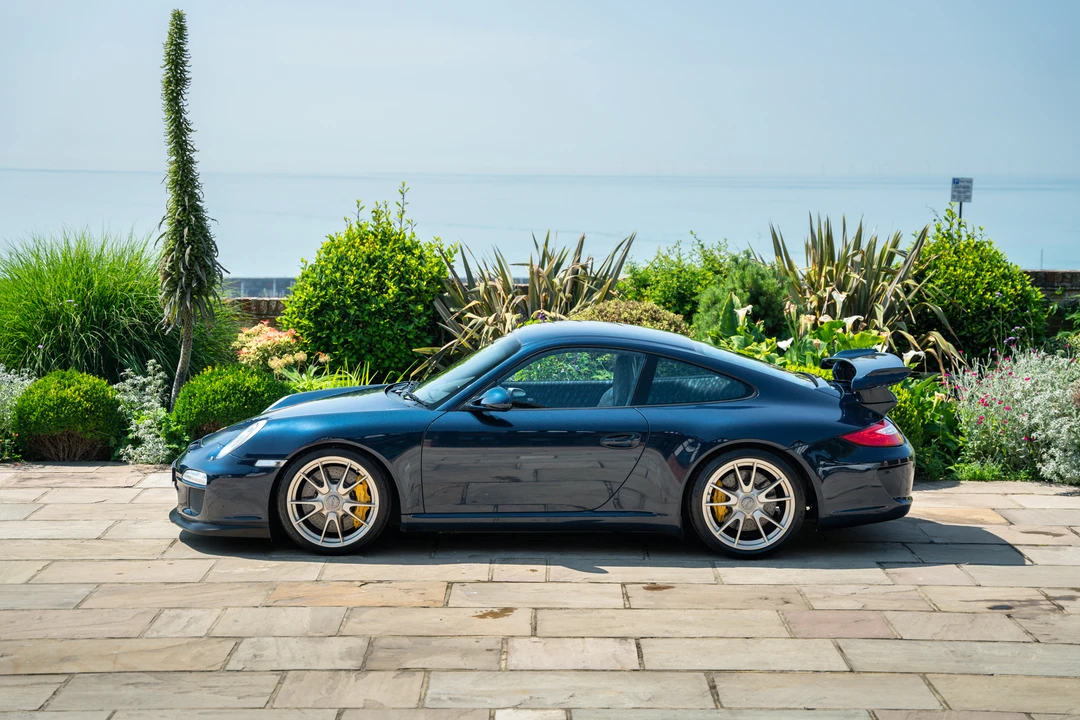 2010 Porsche 997 GT3 - Image 14 of 31
