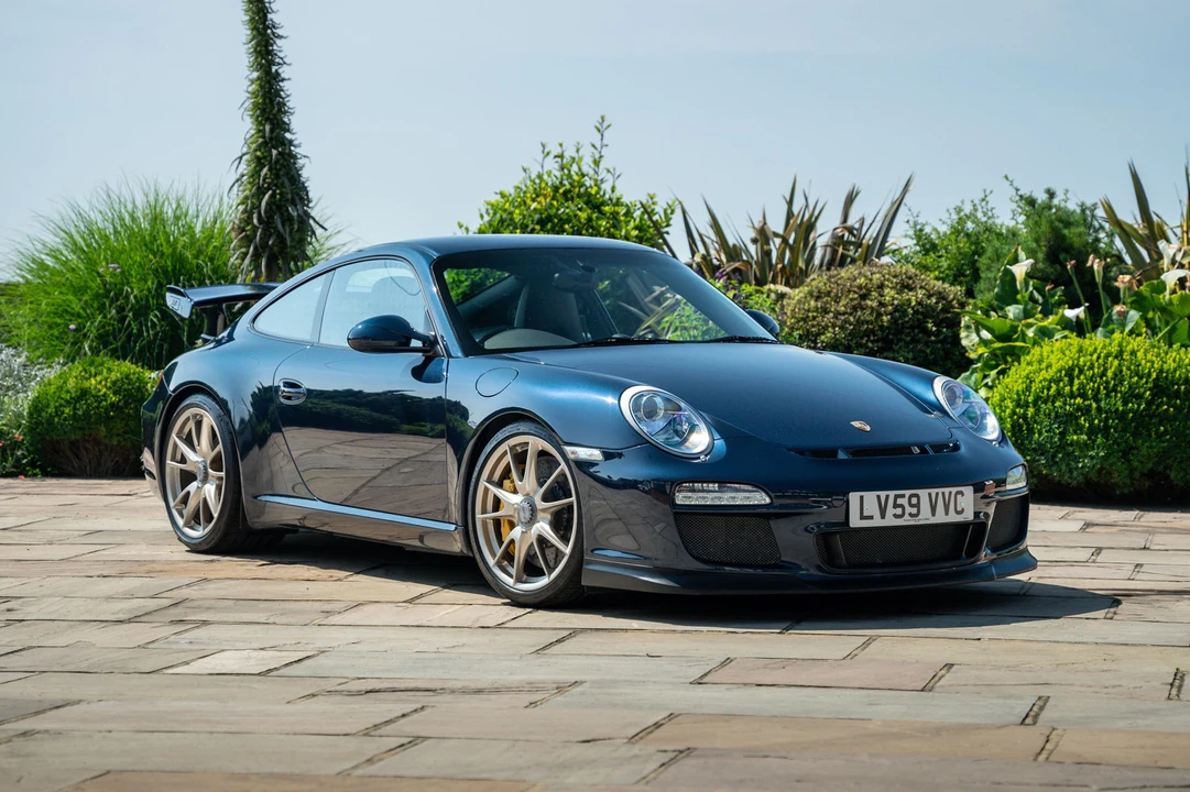 2010 Porsche 997 GT3 - Image 2 of 31
