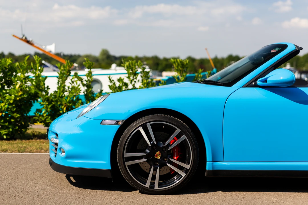2010 Porsche 997 Turbo - Image 22 of 31