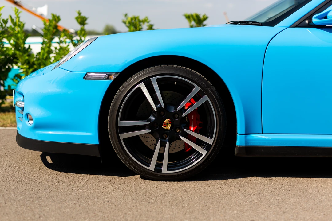 2010 Porsche 997 Turbo - Image 23 of 31