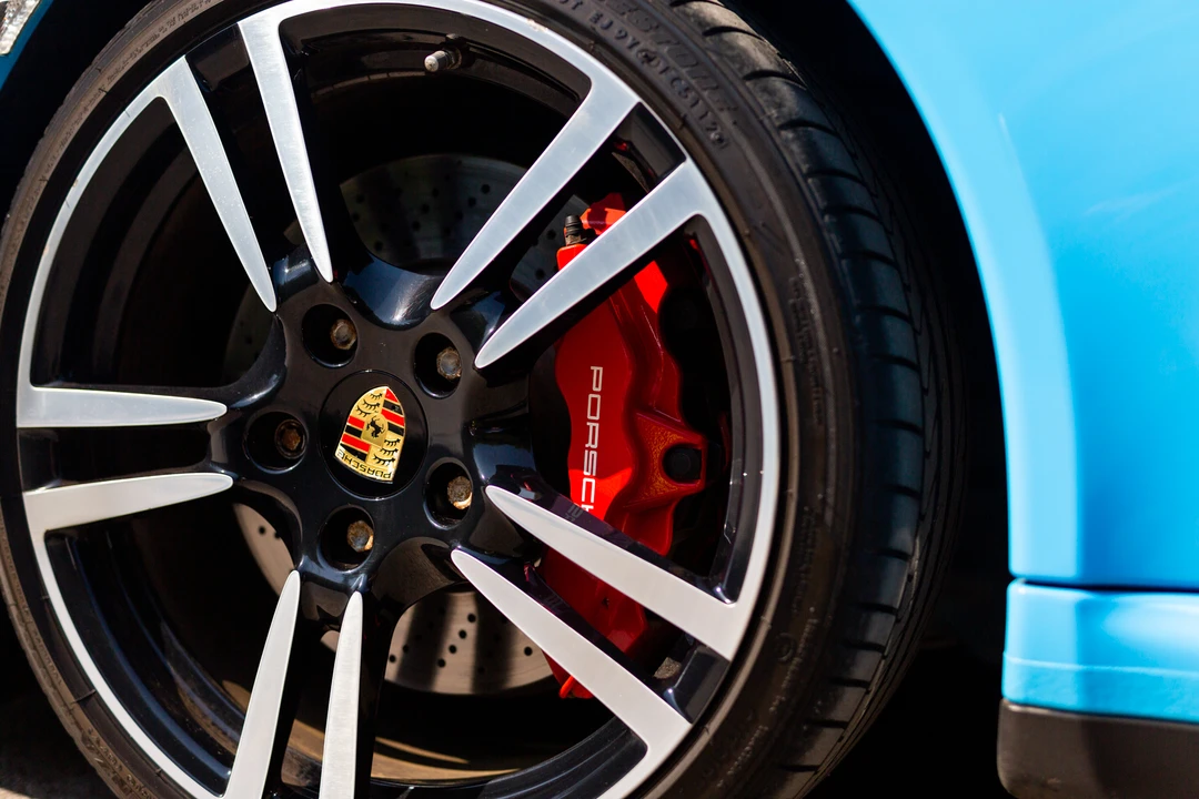 2010 Porsche 997 Turbo - Image 24 of 31