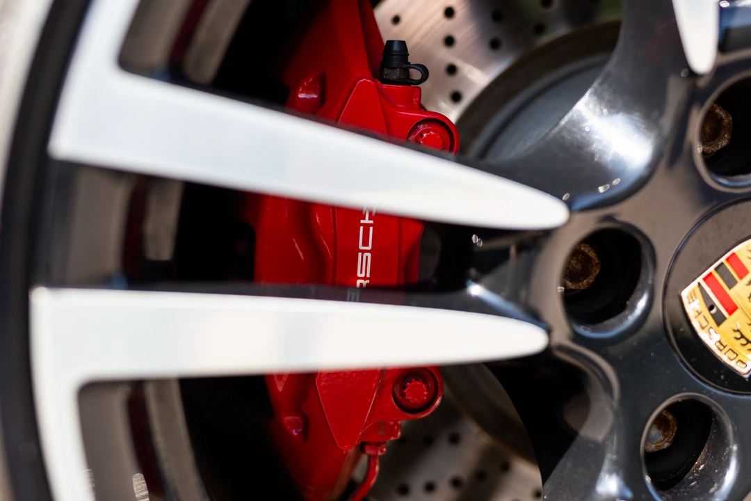 2010 Porsche 997 Turbo - Image 29 of 31