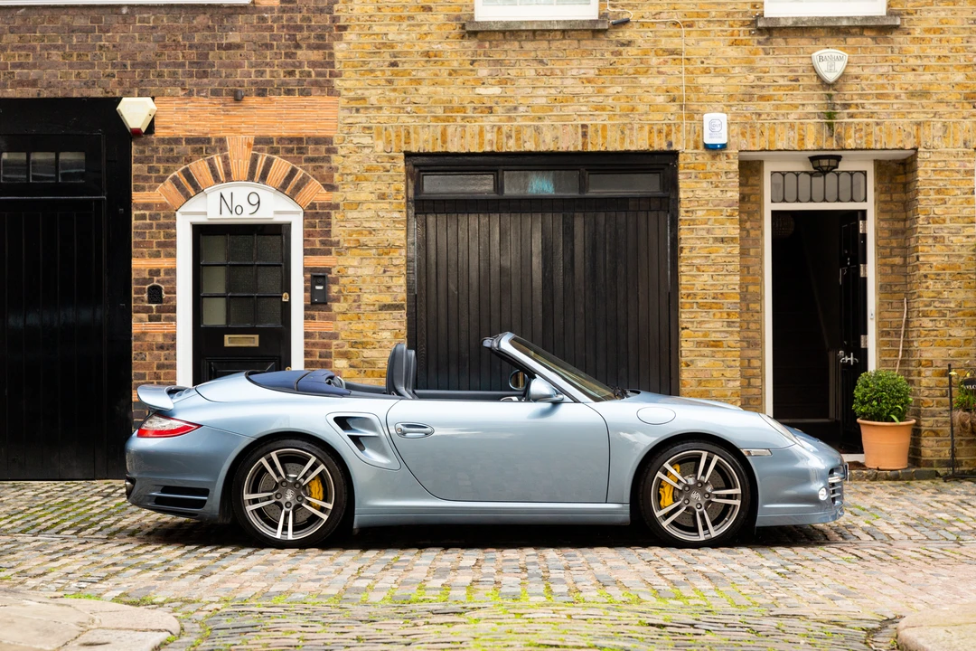 2010 Porsche 997 Carrera - Image 5 of 31