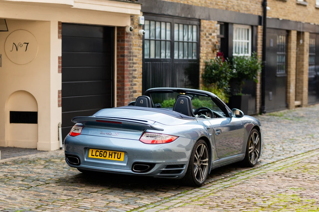 2010 Porsche 997 Carrera - Image 6 of 31