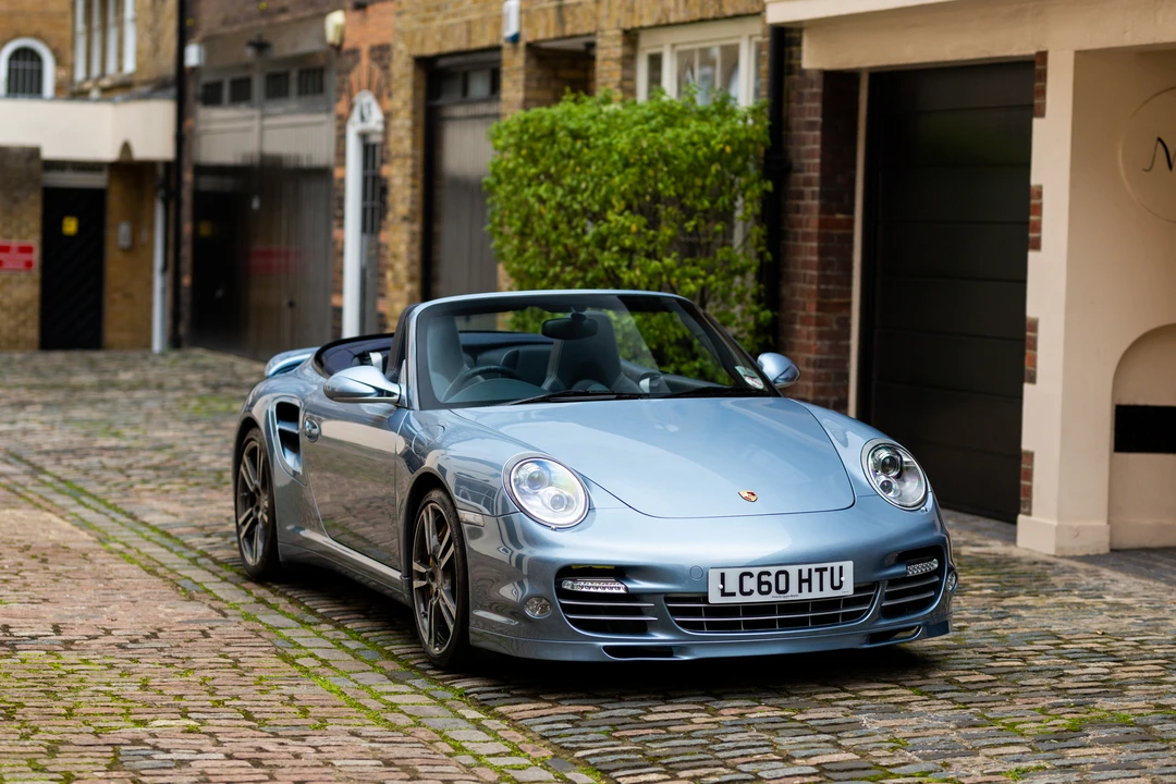 2010 Porsche 997 Carrera - Image 13 of 31