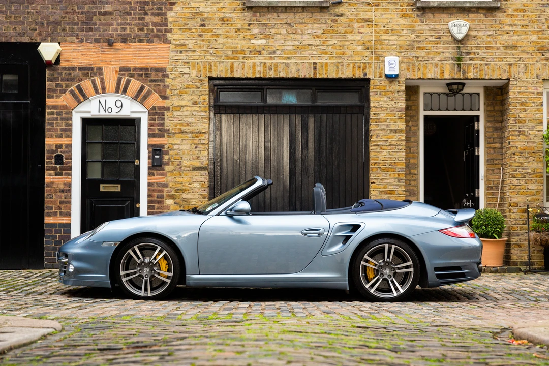 2010 Porsche 997 Carrera - Image 19 of 31