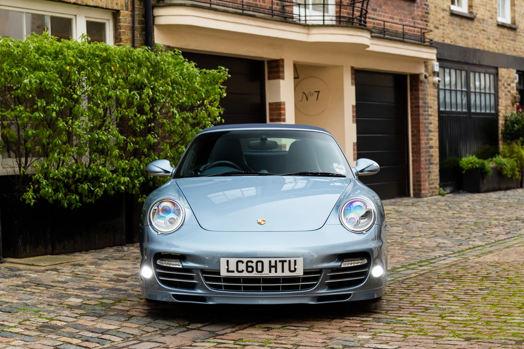 2010 Porsche 997 Carrera - Image 23 of 31