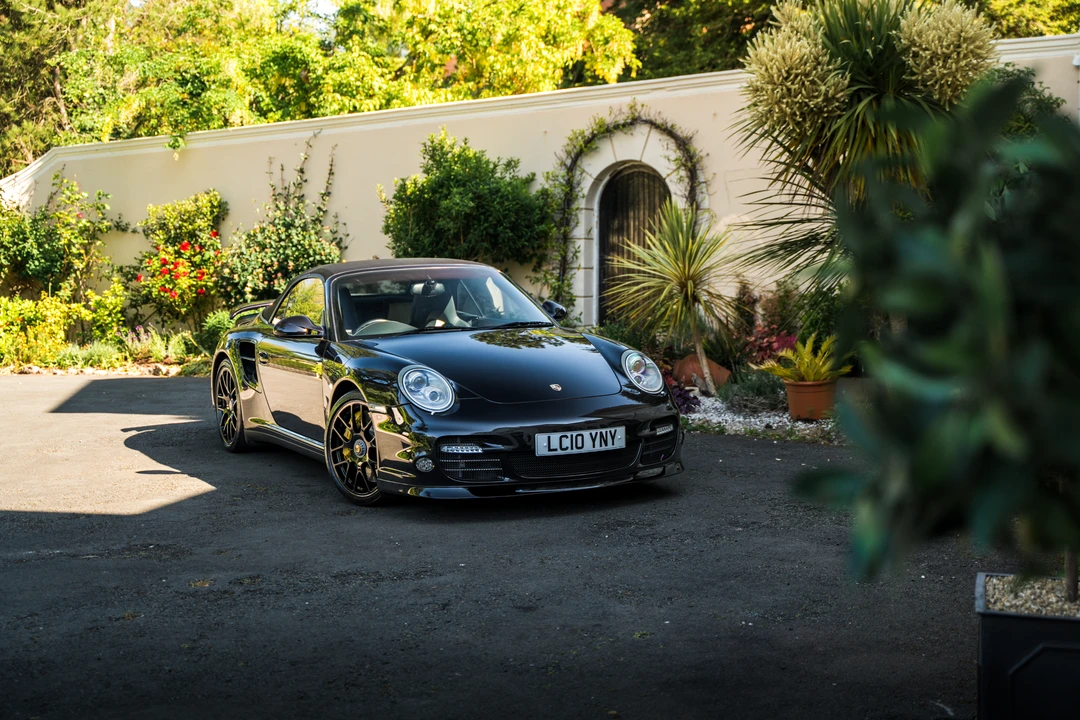 2010 Porsche 997 Turbo - Image 12 of 31