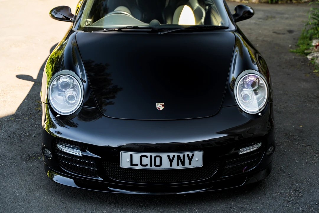 2010 Porsche 997 Turbo - Image 19 of 31