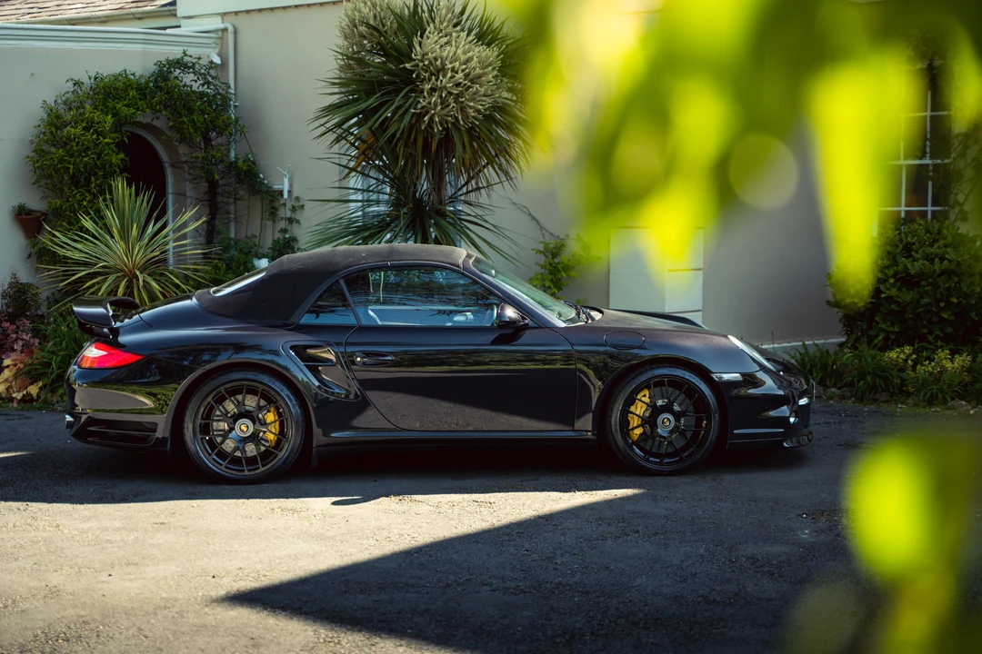 2010 Porsche 997 Turbo - Image 25 of 31