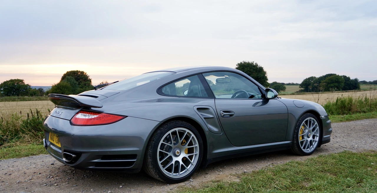 2010 Porsche 997 Turbo S - Image 3 of 31