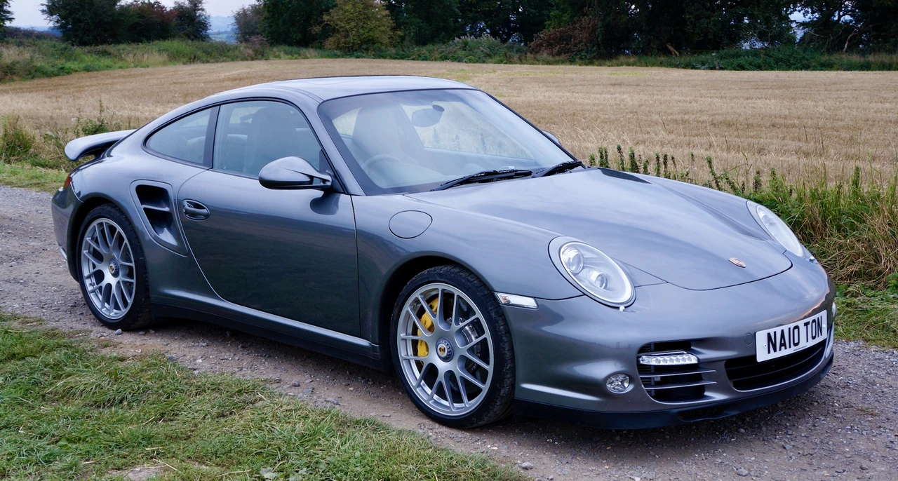 2010 Porsche 997 Turbo S - Image 8 of 31