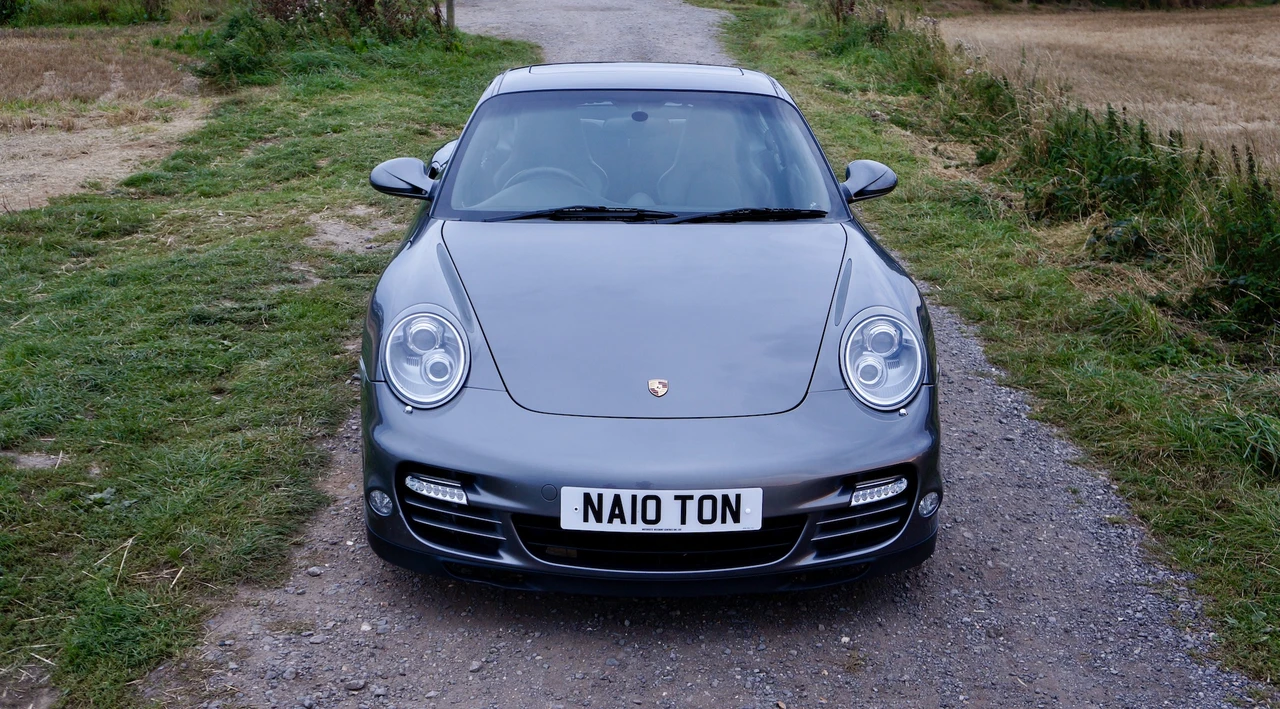 2010 Porsche 997 Turbo S - Image 24 of 31