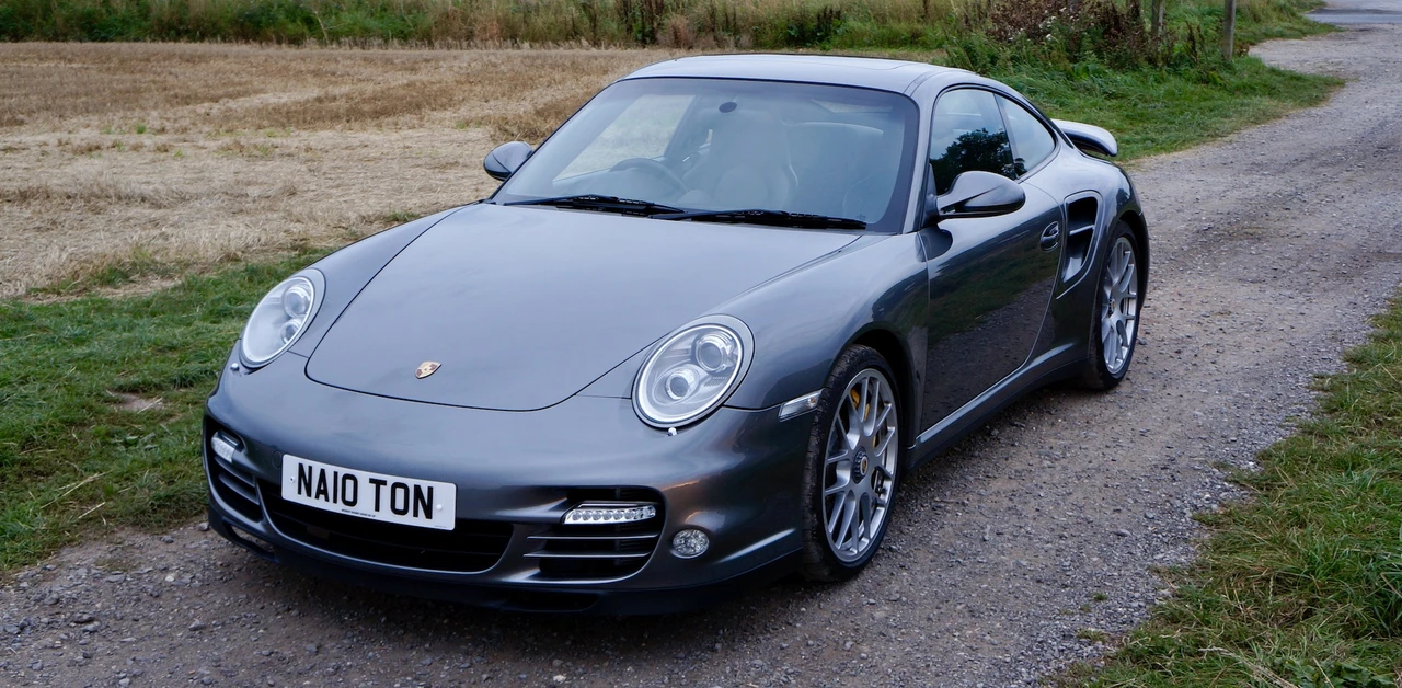 2010 Porsche 997 Turbo S - Image 25 of 31