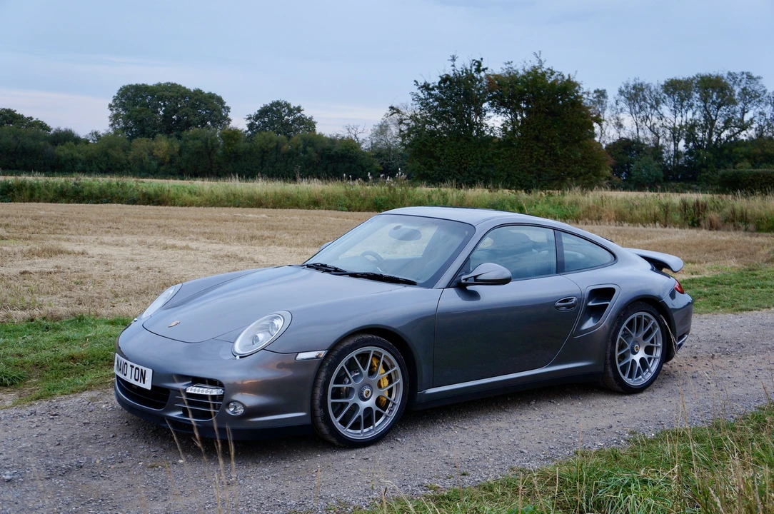 2010 Porsche 997 Turbo S - Image 27 of 31