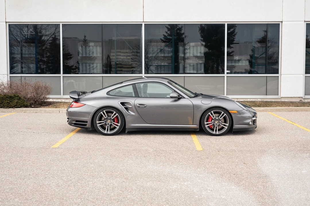 2010 Porsche 997 Carrera - Image 9 of 31