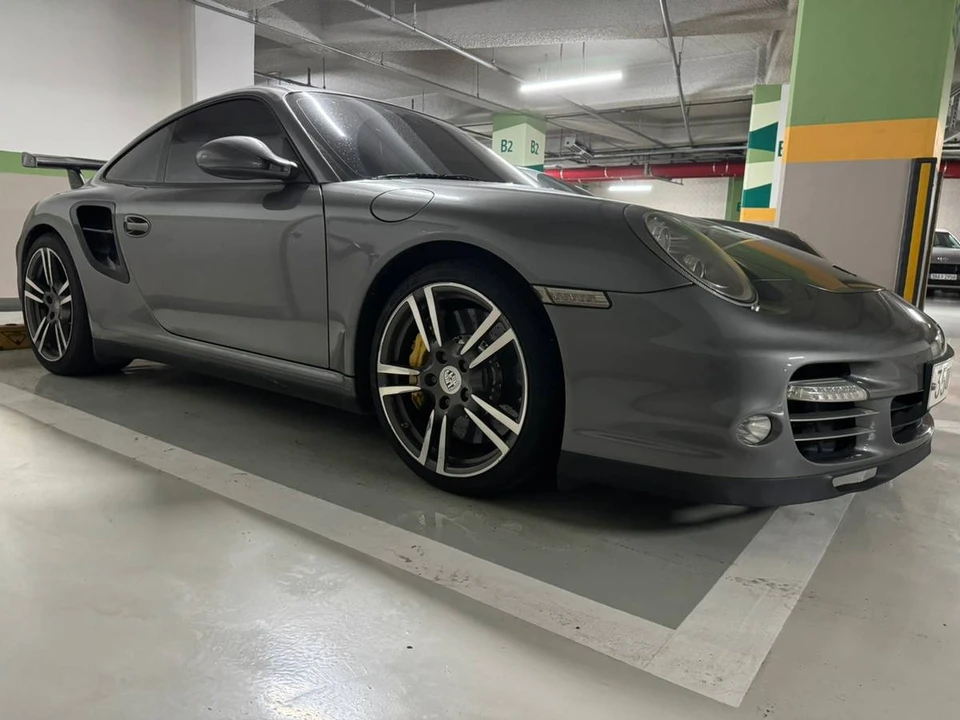 2010 Porsche 997 Carrera - Image 5 of 20