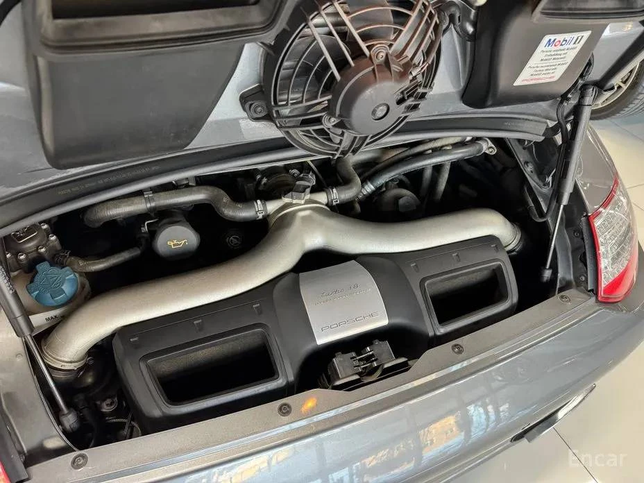 2010 Porsche 911 - Image 13 of 15