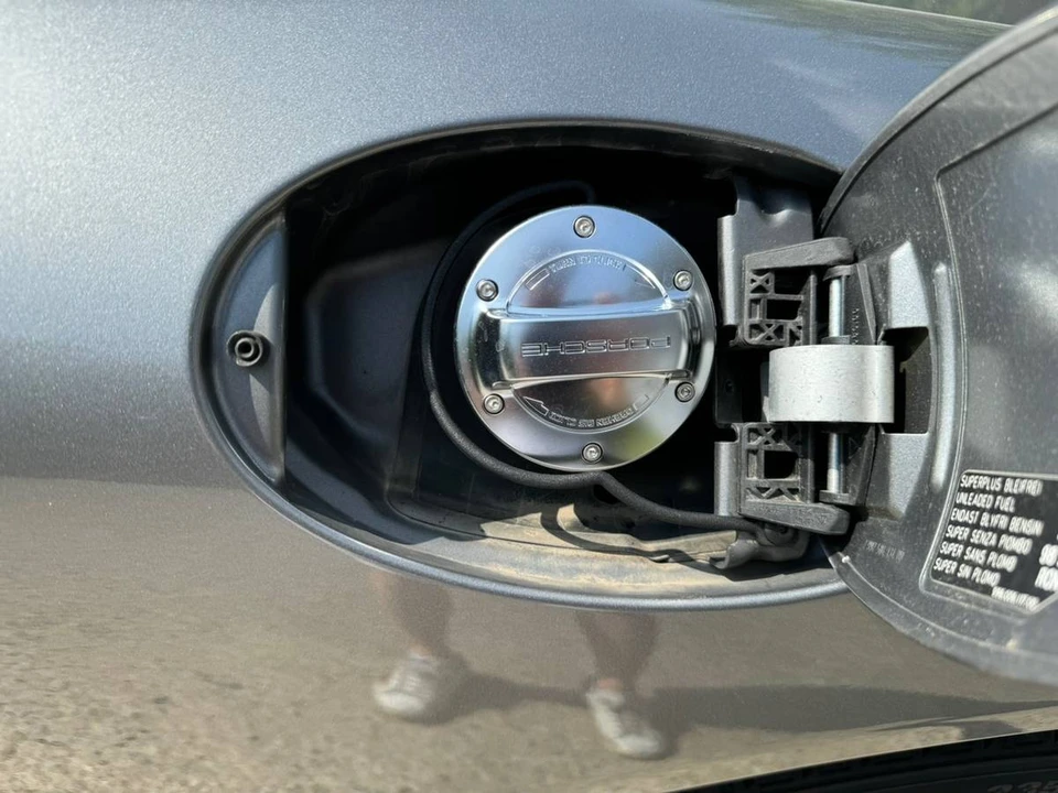2010 Porsche 997 Carrera - Image 8 of 20