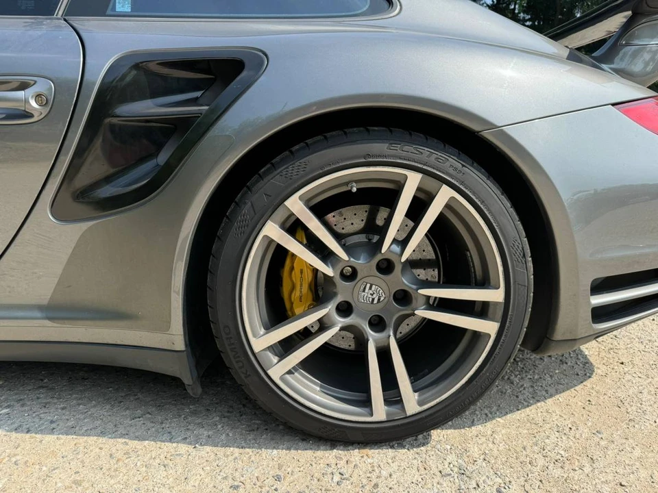 2010 Porsche 997 Carrera - Image 10 of 20
