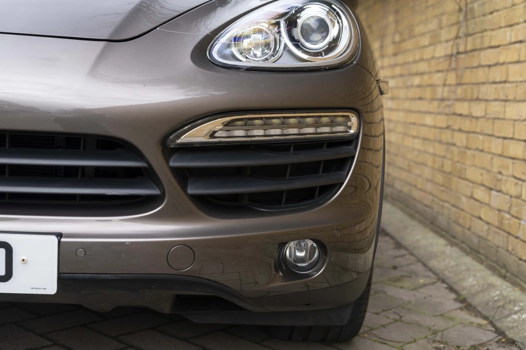 2010 Porsche 955/957 Cayenne S - Image 17 of 31