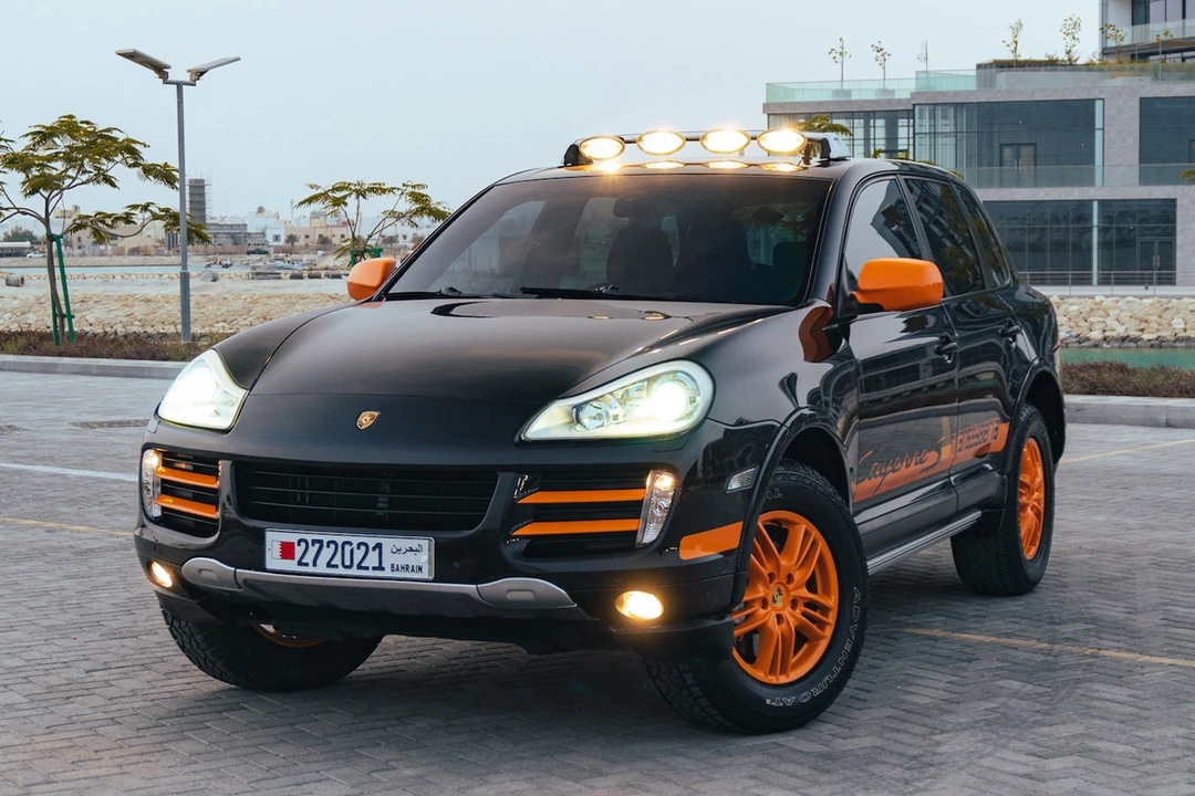 2010 Porsche 955/957 Cayenne S - Image 2 of 31