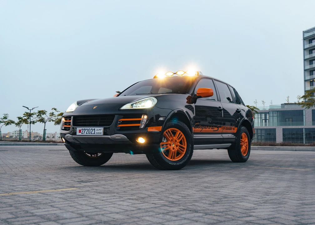 2010 Porsche 955/957 Cayenne S - Image 18 of 31