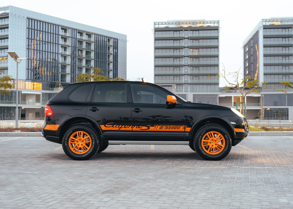 2010 Porsche 955/957 Cayenne S - Image 14 of 31