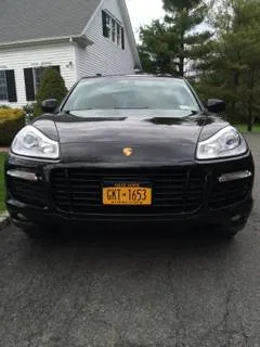 2010 Porsche Cayenne GTS