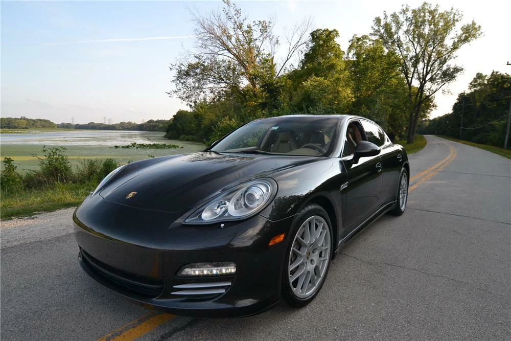 2010 Porsche 970 Panamera 4S - Image 2 of 5