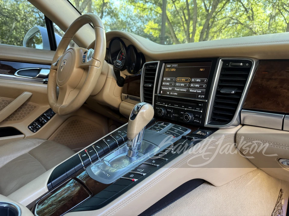 2010 Porsche 970 Panamera S - Image 13 of 29