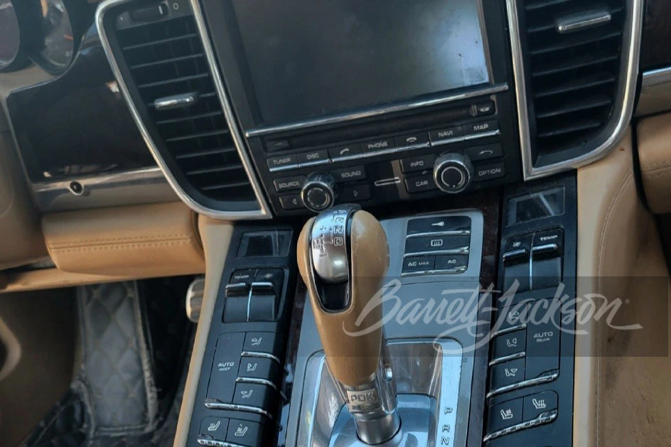 2010 Porsche 970 Panamera S - Image 13 of 24