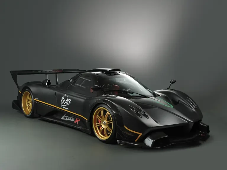 2010 Pagani Zonda - Image 2 of 19