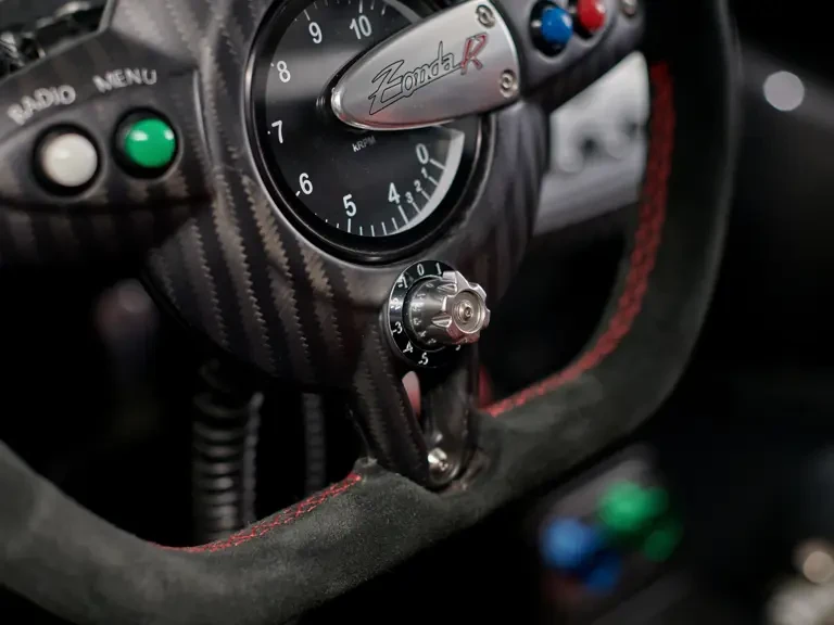 2010 Pagani Zonda - Image 17 of 31