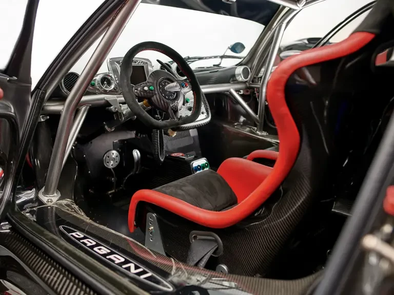 2010 Pagani Zonda - Image 14 of 31