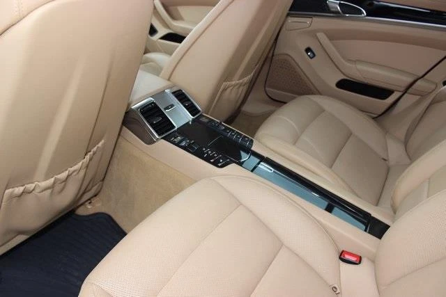 2010 Porsche 970 Panamera 4S - Image 6 of 17