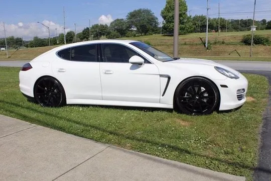 2010 Porsche Panamera 4S
