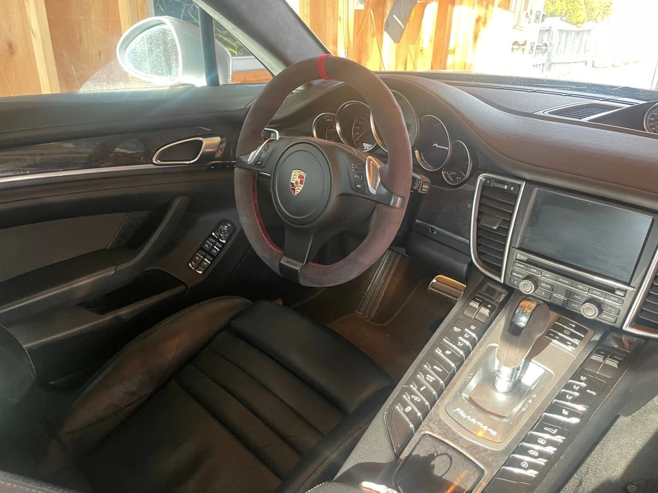 2010 Porsche 970 Panamera 4S - Image 5 of 9