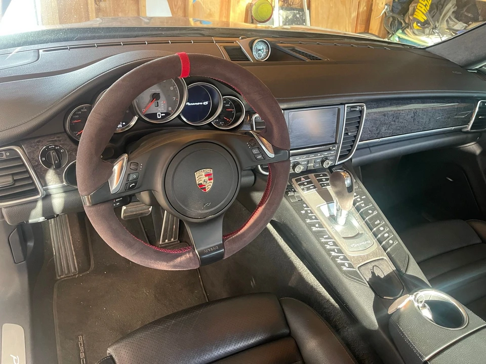 2010 Porsche 970 Panamera 4S - Image 7 of 9