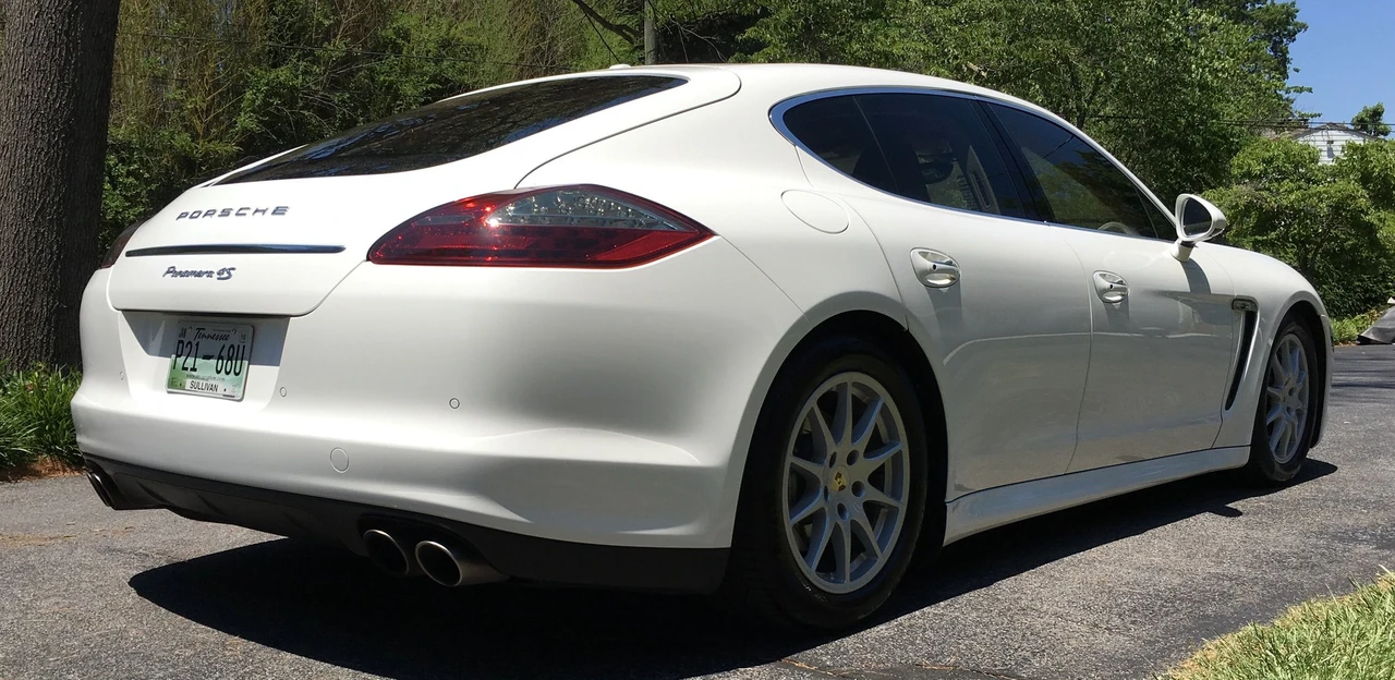 2010 Porsche 970 Panamera 4S - Image 5 of 28