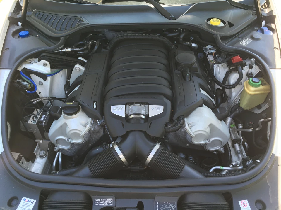 2010 Porsche 970 Panamera 4S - Image 26 of 28