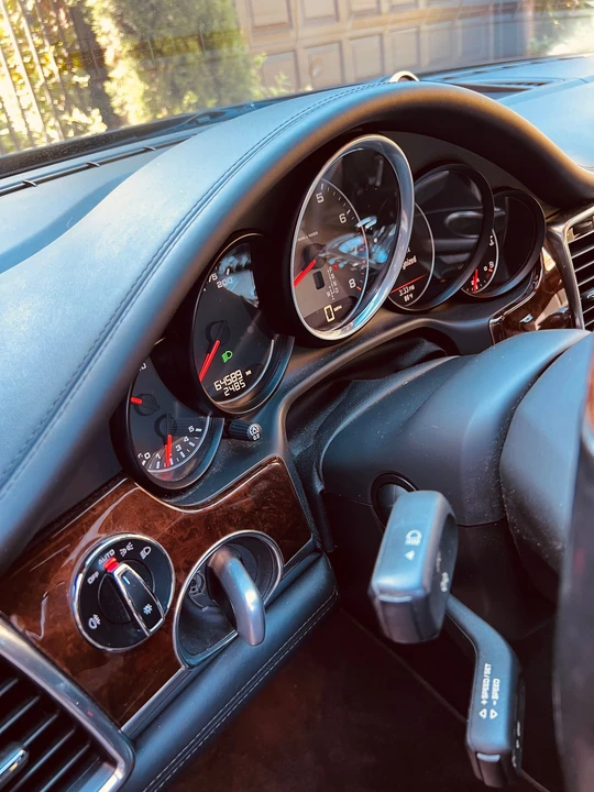 2010 Porsche 970 Panamera S - Image 27 of 31
