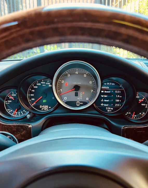 2010 Porsche 970 Panamera S - Image 28 of 31