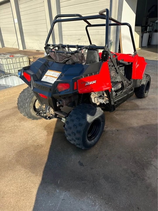 2010 Polaris - Image 2 of 6