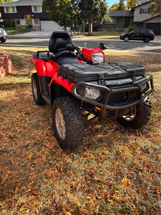 2010 Polaris - Image 2 of 9